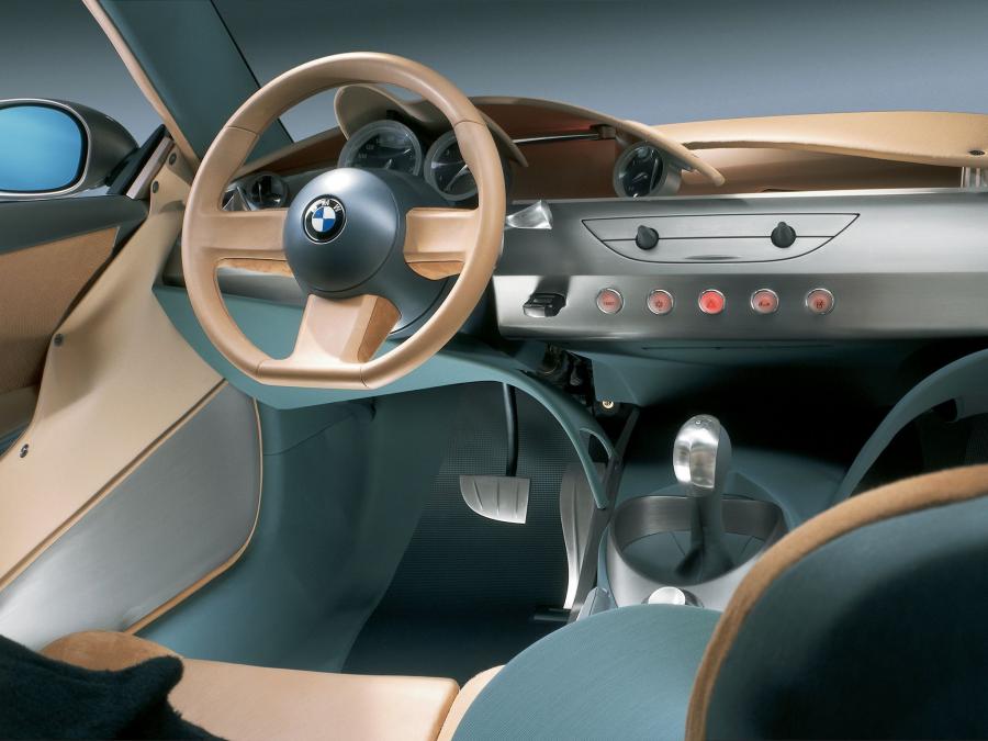 BMW CS1 Concept 2002 года  (фото 2 из 9)